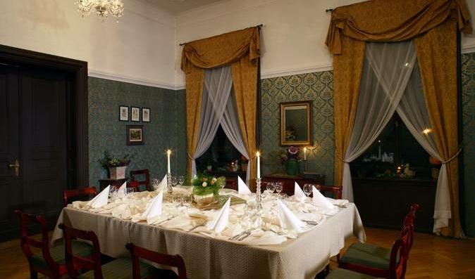 Lezno Palace Ресторан фото
