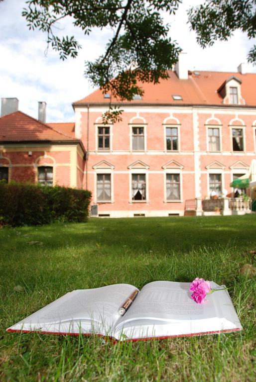Lezno Palace Екстер'єр фото