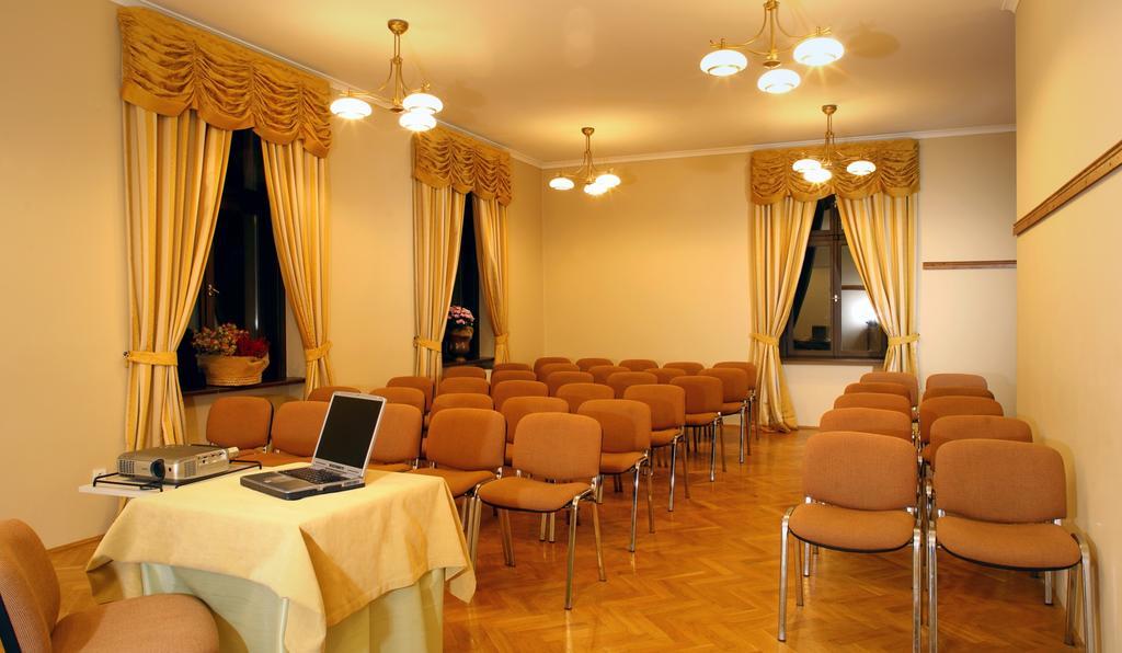 Lezno Palace Екстер'єр фото