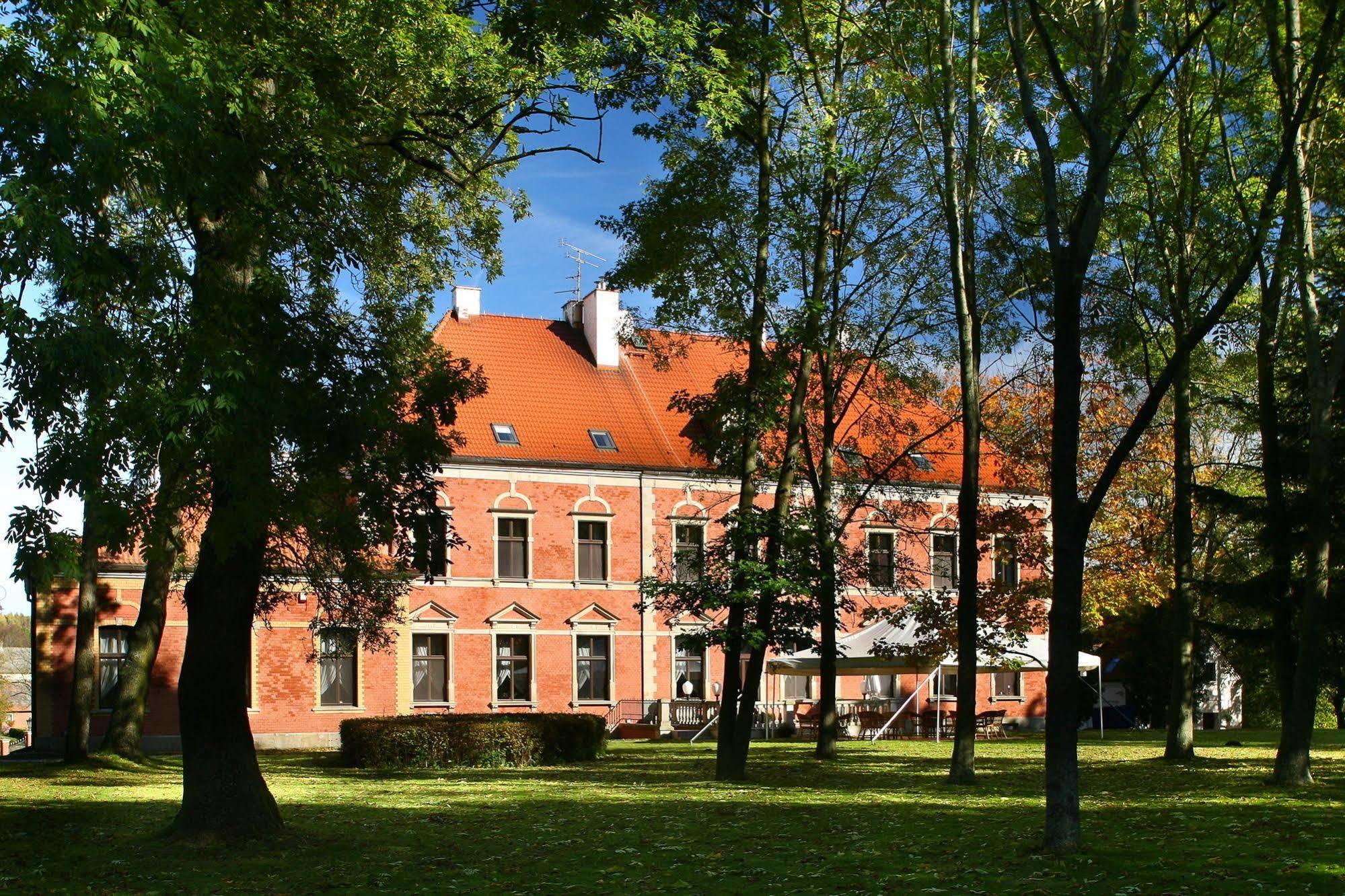 Lezno Palace Екстер'єр фото